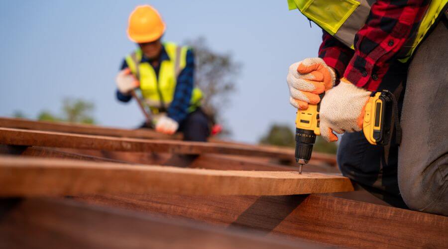 Professional residential roofers in Willernie, MN